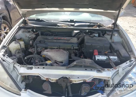 2004 Toyota Camry Le from USA, damaged, VIN 4T1BE32KX4U794087